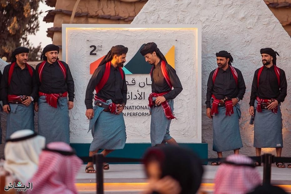 "فن البرعة اليمني "حاضر بمهرجان قمم الدولي للفنون الجبلية في عسير